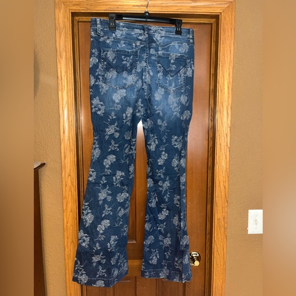 Idyllwind floral print jeans - Picture 2 of 10